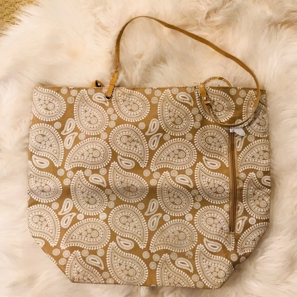 Two’s Company Paisley Natura Lightweight Tote Bag - Picture 2 of 3